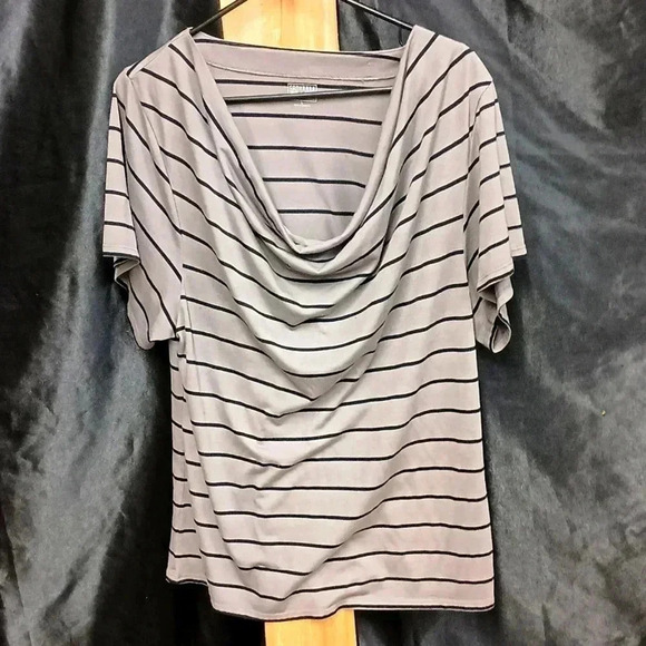 Converse Gray Striped Short Sleeve Tee - Picture 1 of 5